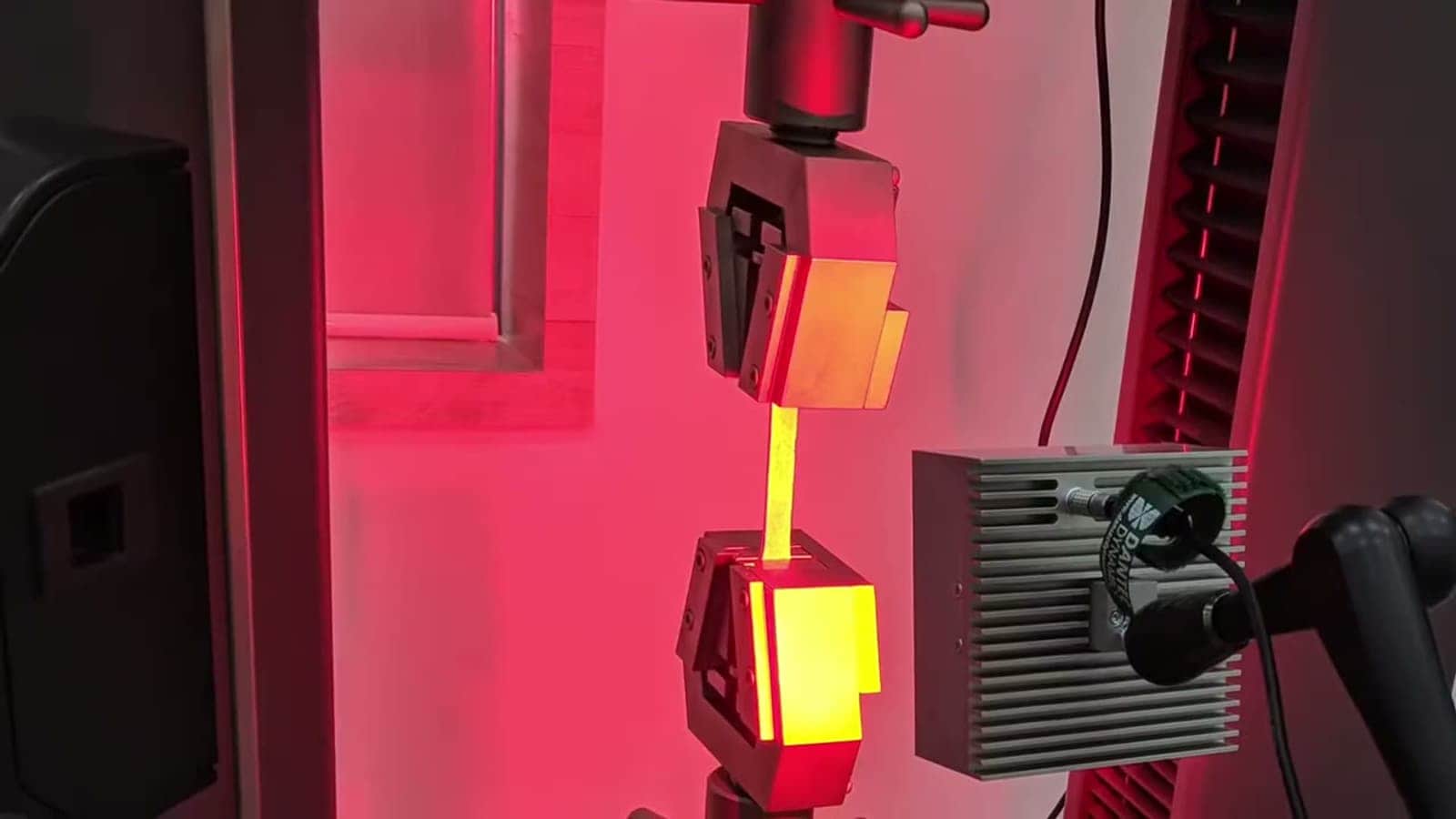 Series 7200 Universal Testing Machine under test